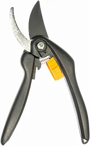 Fiskars SingleStep Р26 секатор плоскостной Fiskars SingleStep Р26 секатор плоскостной недорого с доставкой